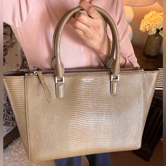 Henry Bendel  embossed leather Tote Bag - Picture 8 of 11